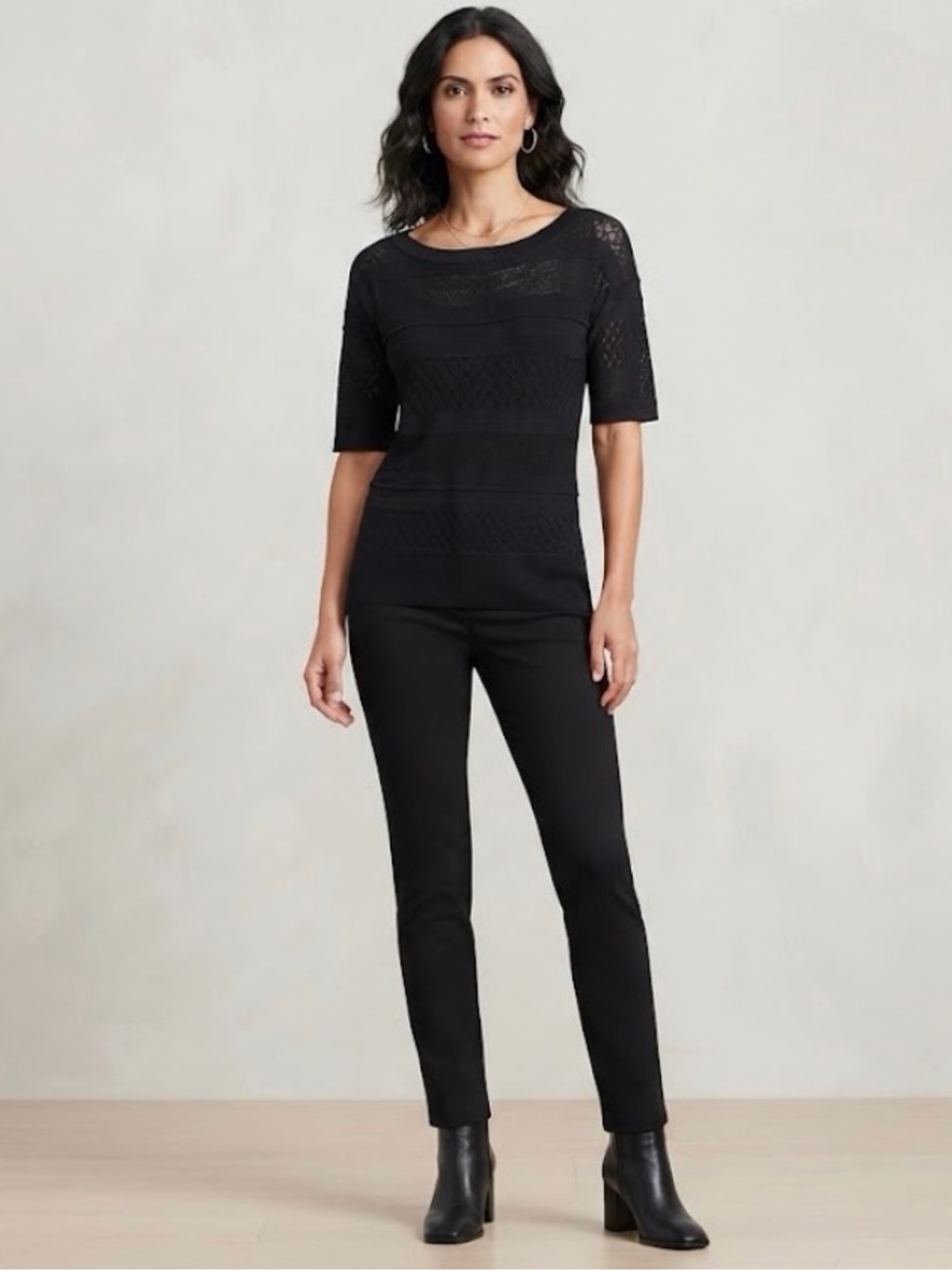 White House Black Market Black Knit Short Sleeve Pullover